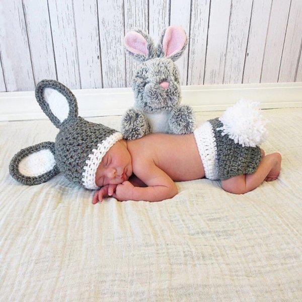 Kostum rajut foto bayi - Bunny Gray
