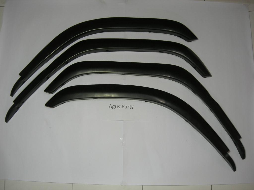 Fender Karet Escudo/Vitara/Sidekick th 1992-1998 (4 Biji)