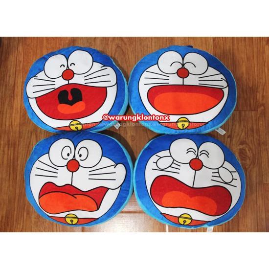 Bantal Doraemon Emo Yelvo