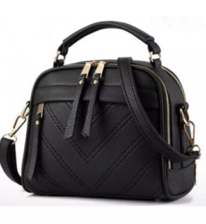 Lucky Tas Millano Polos/Tas Selempang Wanita Best Seller/Tas Wanita Murah 