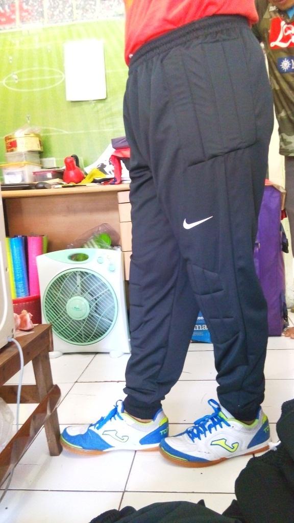 Celana Kiper Nike panjang