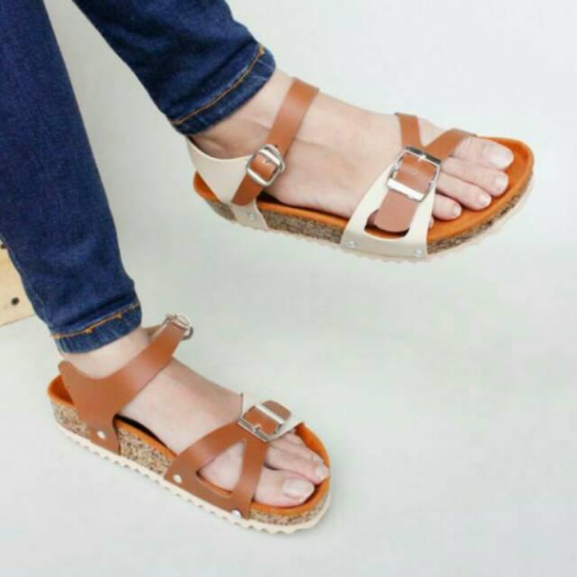 Sepatu Sandal Wanita Santai Model Carvil Coklat Cream