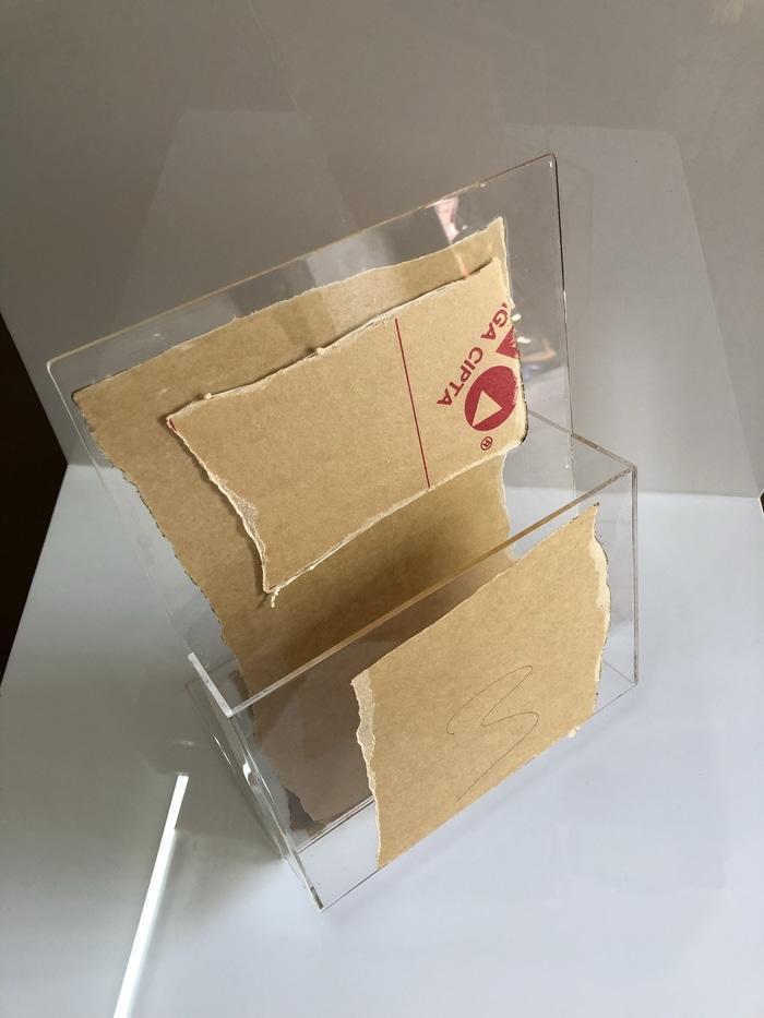 acrylic 2mm tempat brosur ukuran kertas A4 (30x21cm) - 8Js0Lh