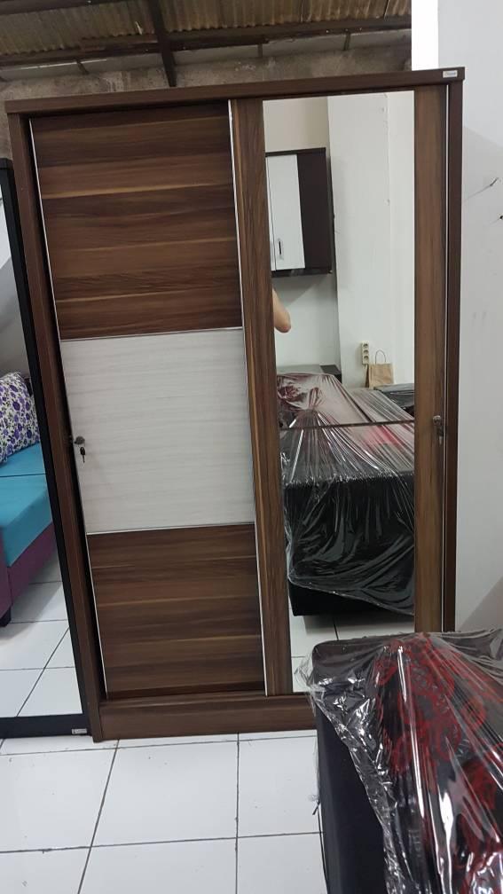 lemari 2 pintu minimalis kaca cermin