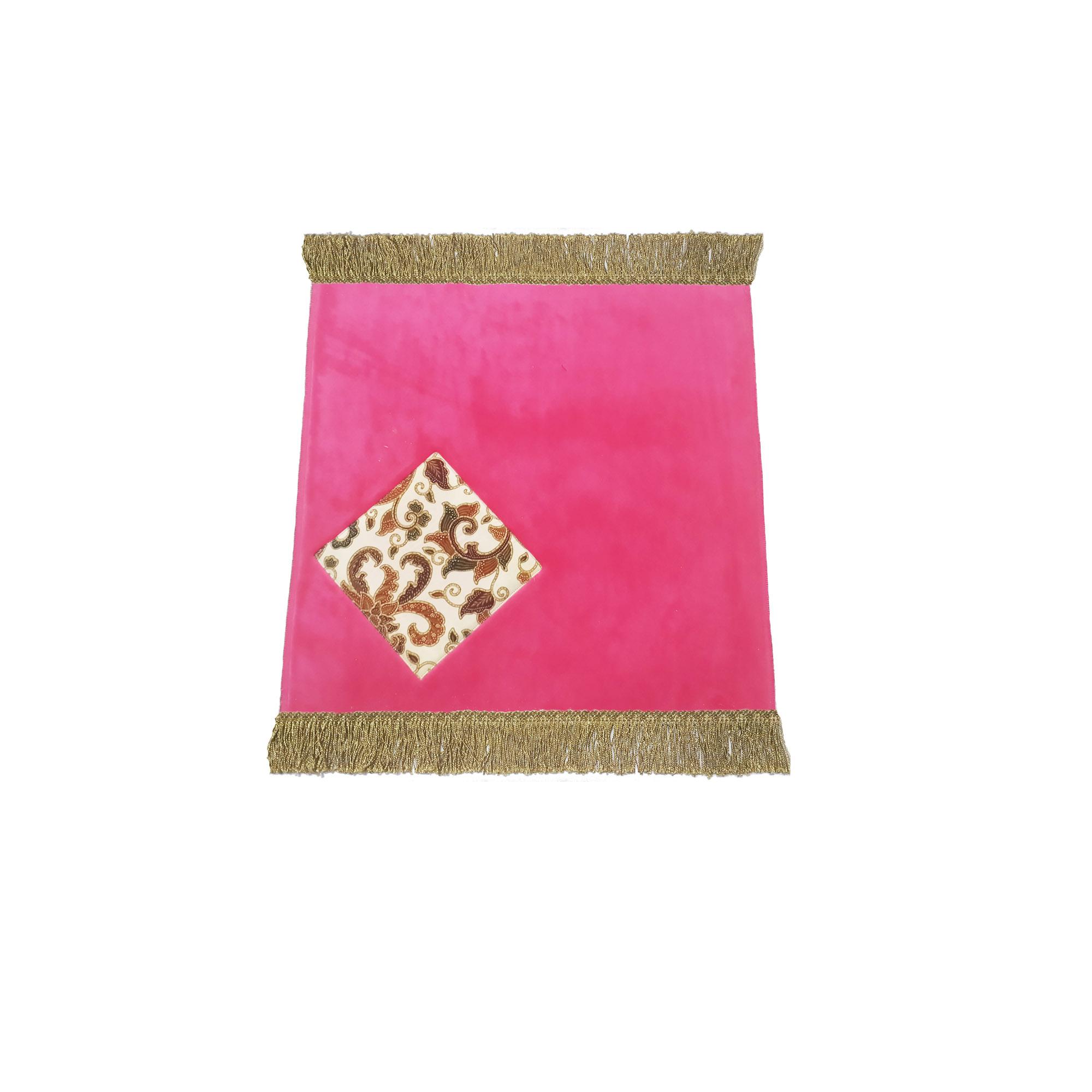 BUNETIK SAJADAH SS2 - SAJADAH UNIK DARI BULU BONEKA & BATIK-35X35CM