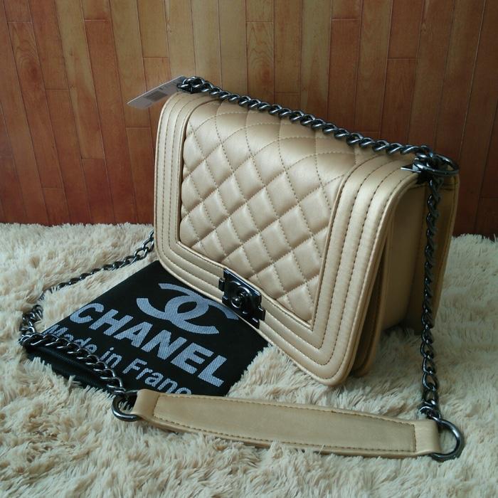 Tas Selempang Rantai Wanita Branded Chanel Boy Mini 25 Warna GOLD Emas - PH4c5f