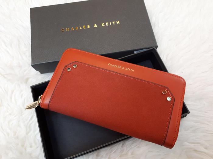 DOMPET WANITA IMPORT CHARLES AND KEITH INCLUBE BOX AND DUSBAG - MYWLiC