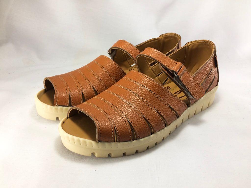 SEPATU FLAT WANITA KICKERS MURAH KULIT ASLI K44 / MODEL SEPATU WANITA TERBARU / FLATSHOES / LAZADA SEPATU WANITA / SEPATU WANITA KICKERS / JUAL SEPATU WANITA / SEPATU WANITA MURAH / SEPATU PEREMPUAN / SEPATU CASUAL WANITA / SEPATU WANITA TERBARU