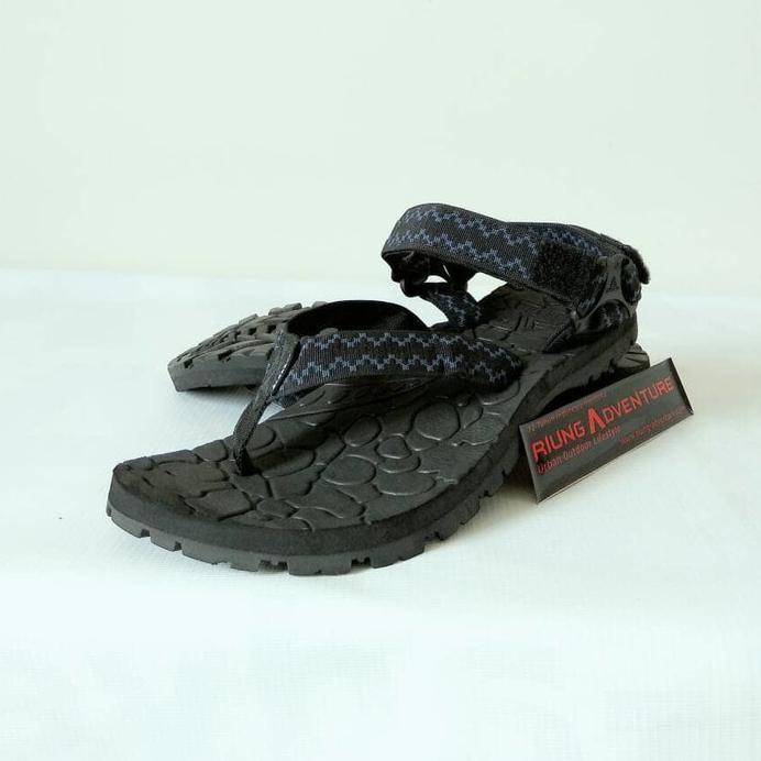 BARU SANDAL GUNUNG AKASAKA SAGARMATHA ORIGINAL JUAL
