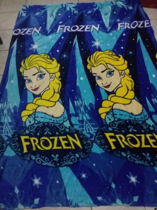 SELIMUT BULU HALUS TEBAL ELSA UK 150200 - PPlhWq