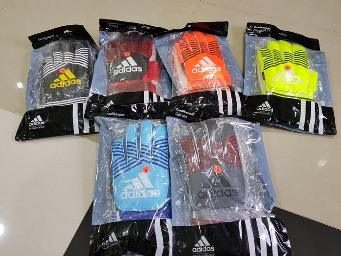 Sarung Tangan Kiper Bola&Futsal ADIDAS,NIKE Tulang