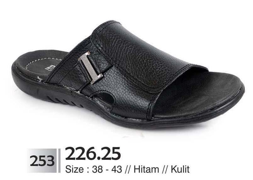 Promo Sendal kulit pria (sendal kulit Cibaduyut,grosir sendall trend) 226.25 Fashion
