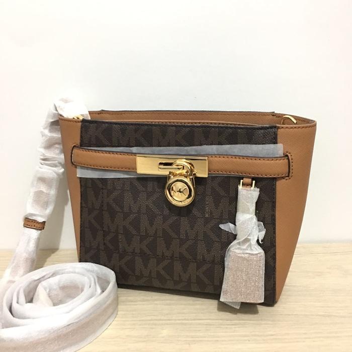 TAS MICHAEL KORS ORIGINAL - MK HAMILTON MEDIUM MESSENGER SIGN BROWN