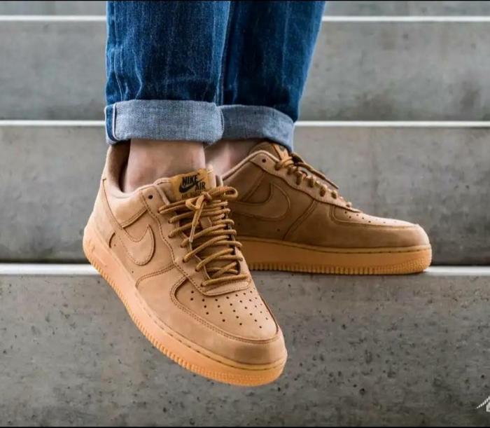 NIKE AIR FORCE 1 07 LV 8 WHEAT FLEX SUEDE PREMIUM ORIGINAL SEPATU NIKE