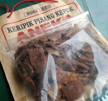 KERIPIK PISANG KEPOK MOKA ANEKA YENYEN LAMPUNG