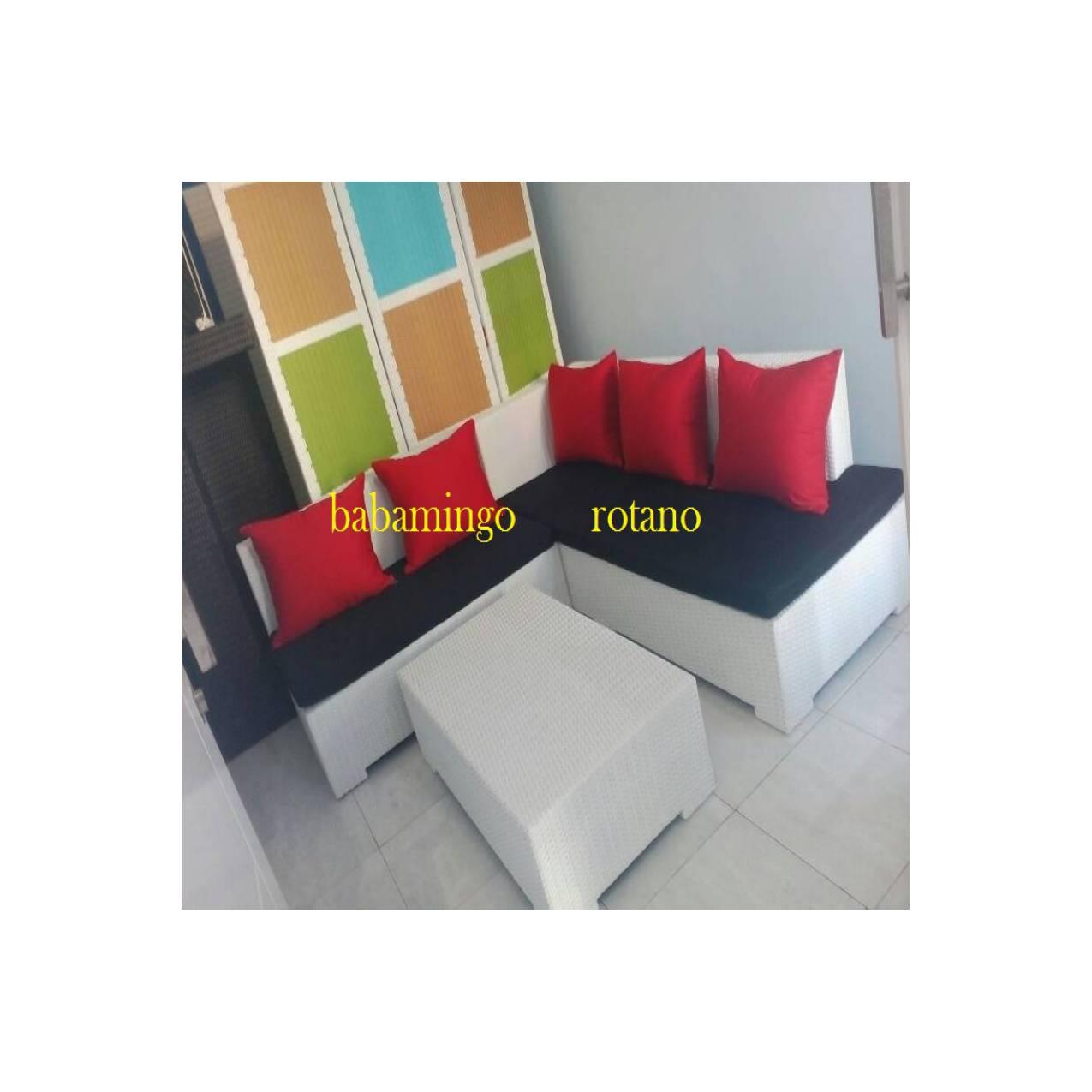 SOFA SET L WHITE PINKY ROTAN SINTETIS BOGOR CIBINONG