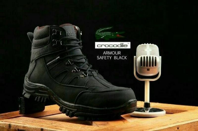 sepatu safety pria ujung besi kerja lapangan sepatu gunung sepatu touring motor resleting sepatu boots tali ukuran variatif warna hitam dan krem
