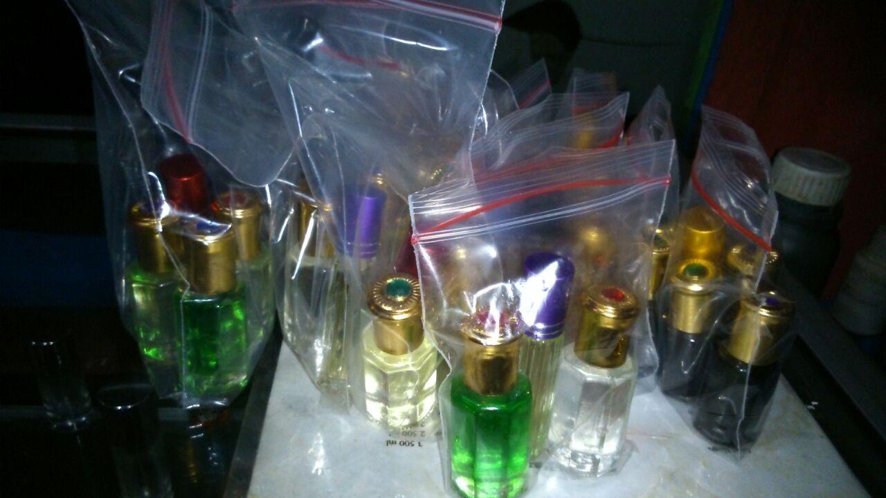 Minyak kasturi kuning original