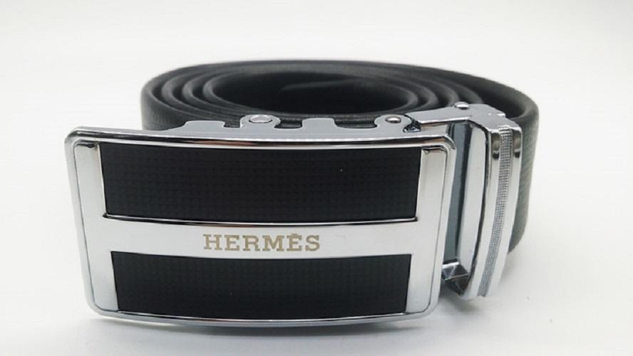 Ikat Pinggang Pria Rel Kulit Asli Import Hermes - IKAT PINGGANG REL YANG MUDAH UNTUK DIBESAR-KECILKAN. PRAKTIS SEKALI JIKA HABIS MAKAN DAN KEKENYANGAN