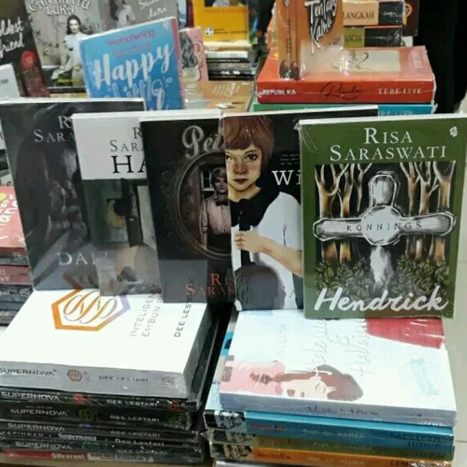 Paket Hemat 5 Novel Risa Saraswati Hans Danur William Peter Hendrick - Novelqqnian