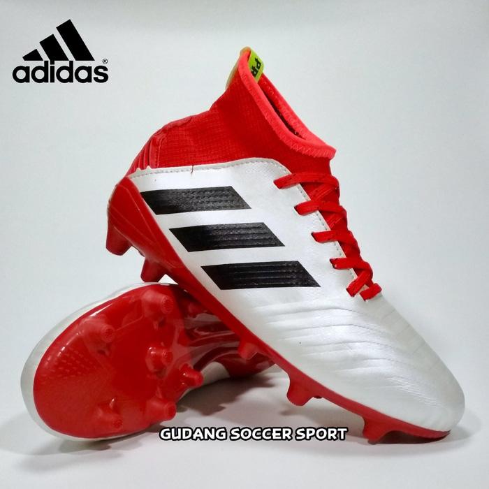 Sepatu Bola Ads Predator / sepatu bola terbaru / sepatu bola dewasa / sepatu bola modern / sepatu bola ori / sepatu olahraga / sepatu bola murah