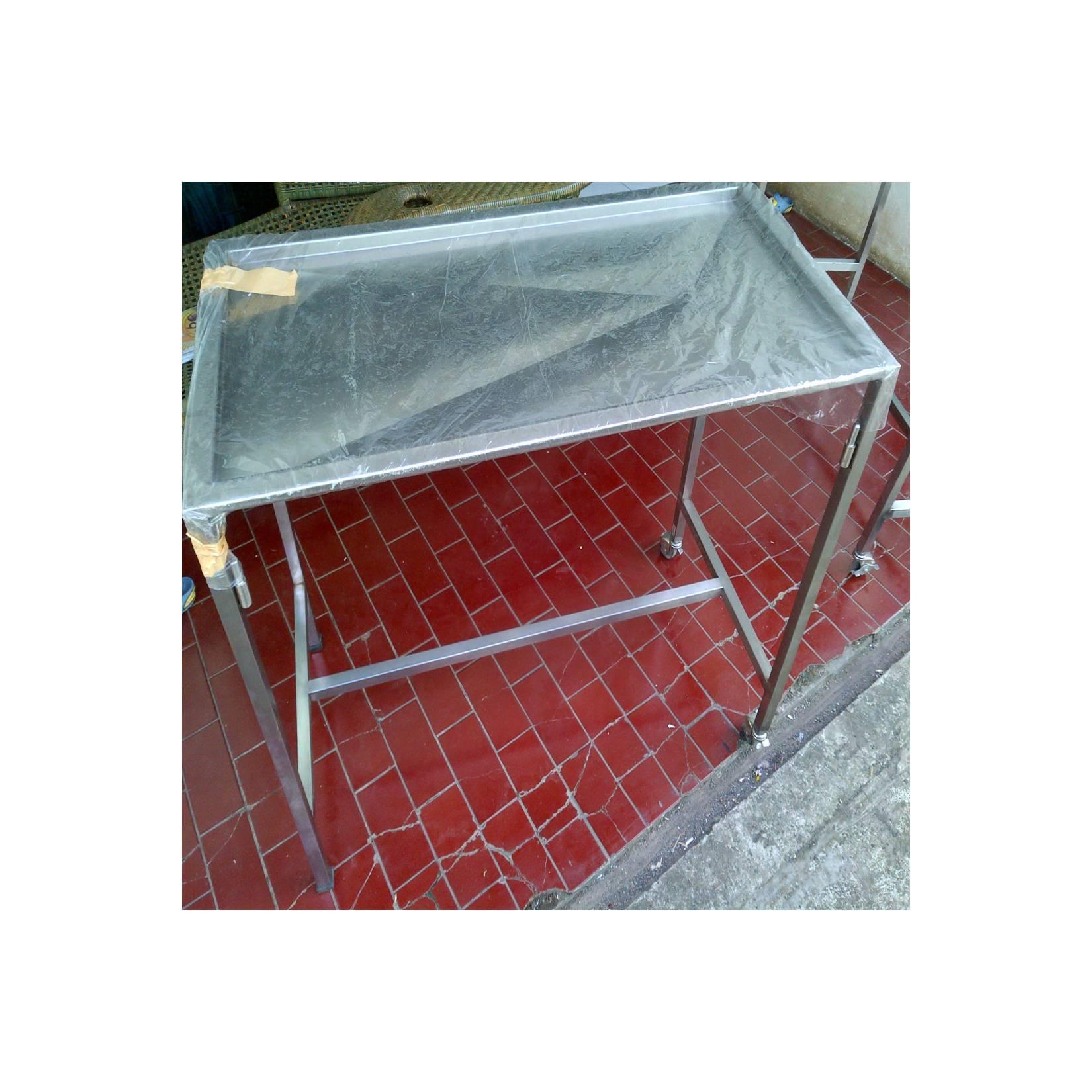 MEJA OPERASI DAN PEMERIKSAAN HEWAN STAINLESS STEEL