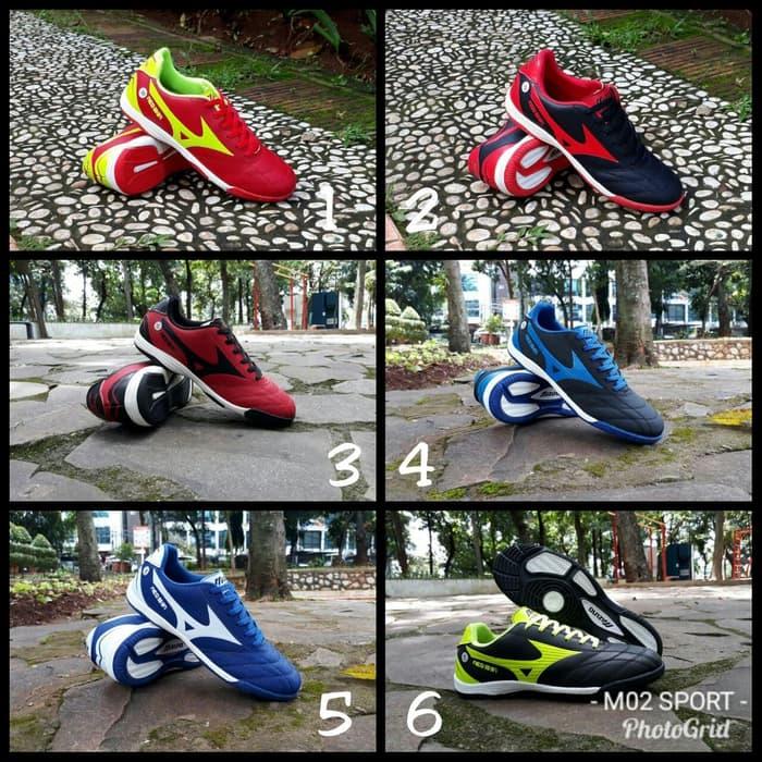 SEPATU FUTSAL MIZUNO - Hitam, 39