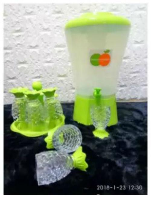 Set dispenser stand gelas ikan