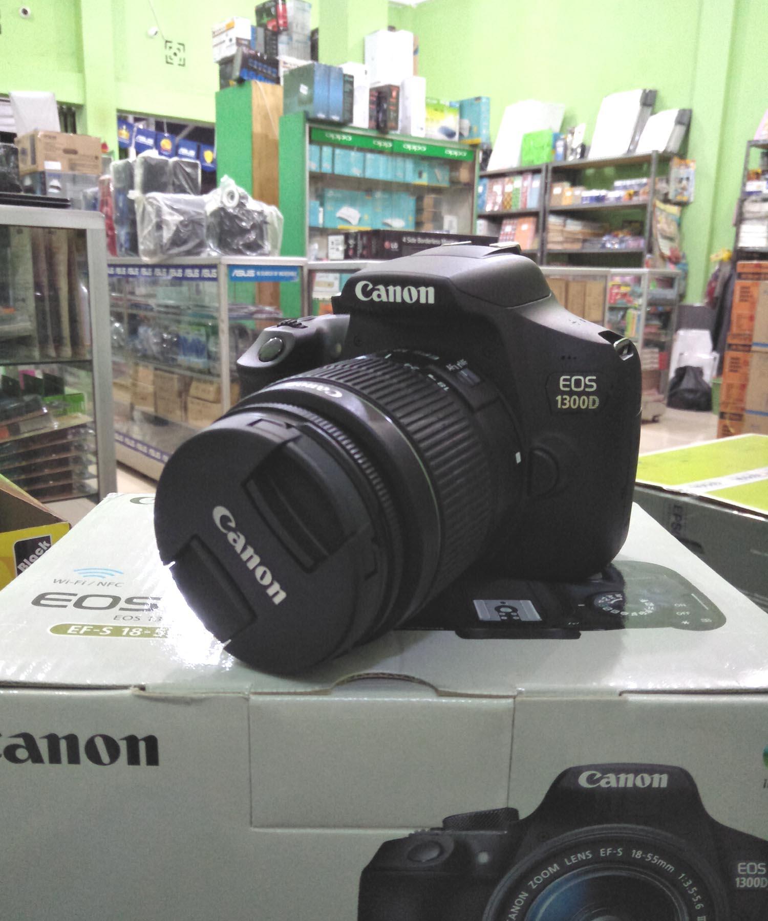 Kamera DSLR Canon EOS 1300D (W) EF-S 18-55 III Kit 18MP CMOS Movie Full HD Wi-Fi / NFC + MMC 8GB Vgen Class10+Tas Kamera