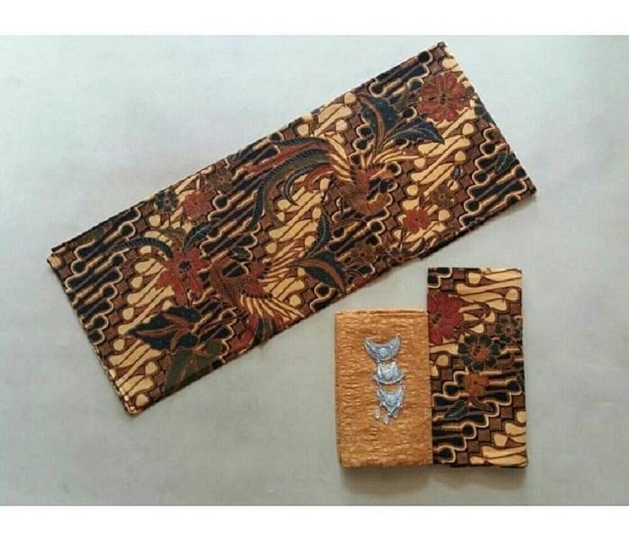 Kain batik sogan solo kembang colet kuncoro tanpa embos dan bros