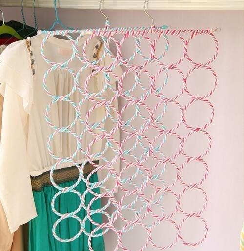 Gantungan selendang syal hijab jilbab kerudung / hanger 28 ring impor / Gantungan selendang syal hijab terbaru / Gantungan selendang syal hijab bulat / Gantungan selendang syal hijab simpel / Gantungan selendang syal hijab praktis / Gantungan kudung