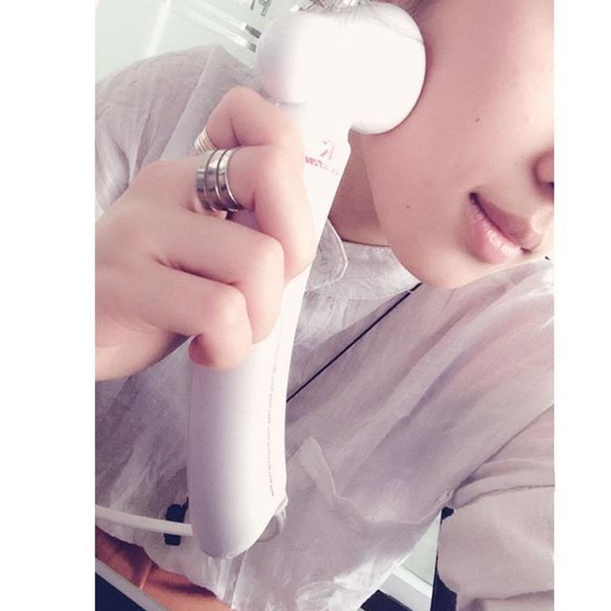 O3 ULTIMATE SKIN ALAT Facial PENGENCANG KULIT SETRIKA WAJAH FACE BAGUS