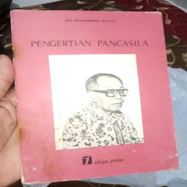 PENGERTIAN PANCASILA MENURUT BUNG HATTA