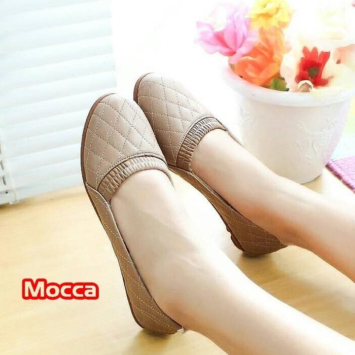 Limited! Adelia Flatshoes Sepatu Wanita Motif Kulit Ular Terbatas!