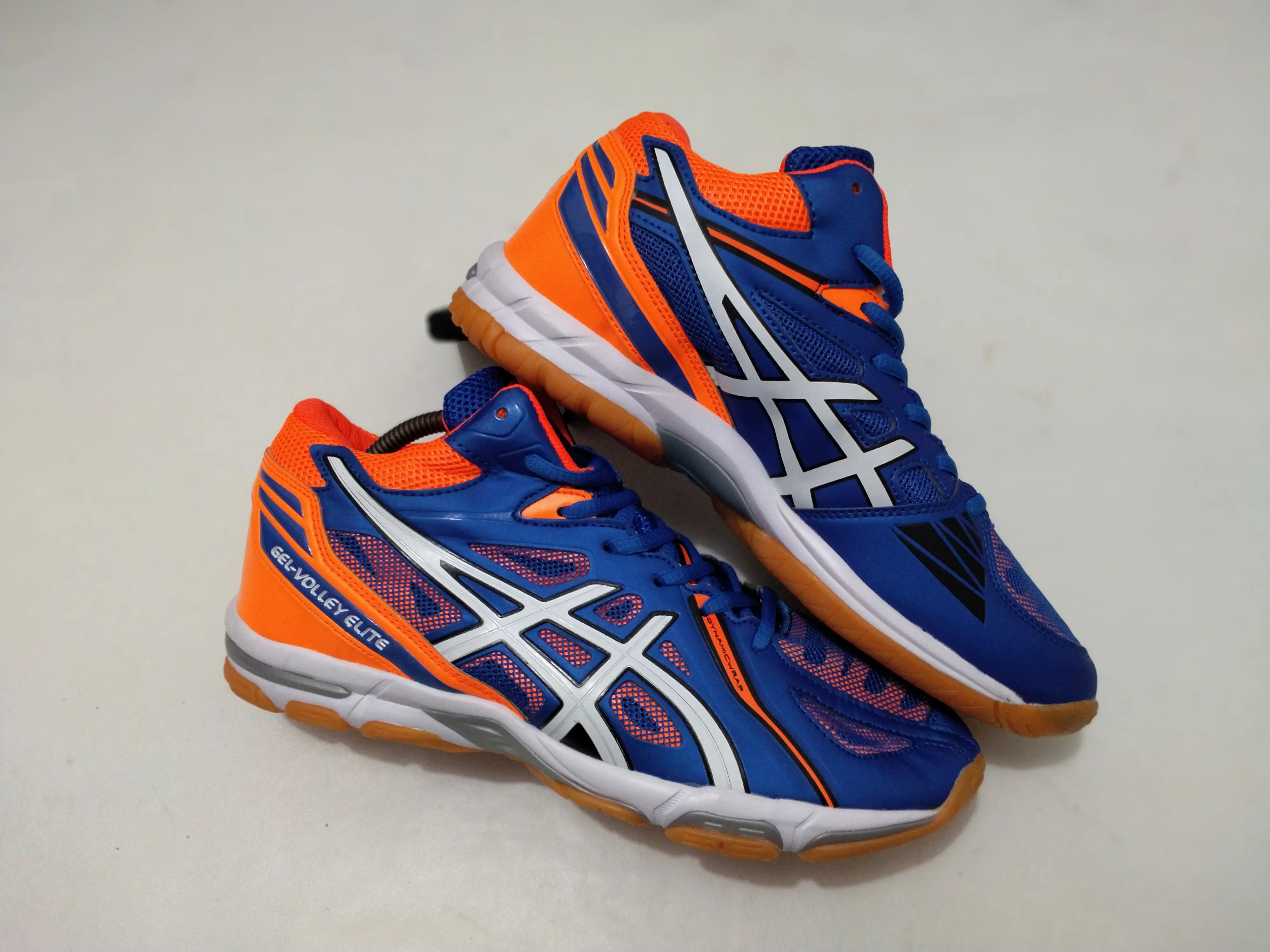 asic gel volley elite