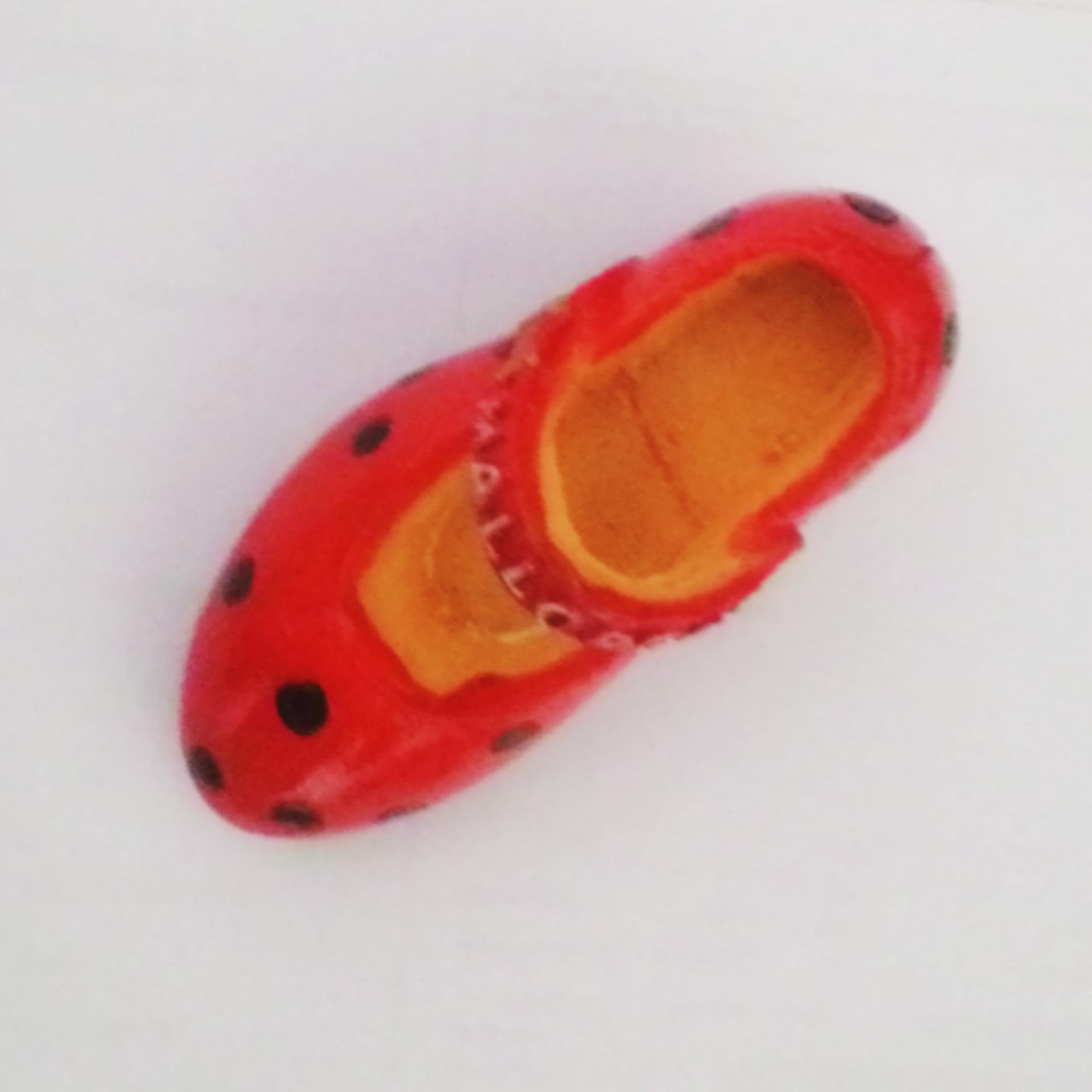 ychateau Magnet Kulkas Mallorca Sepatu - Merah .