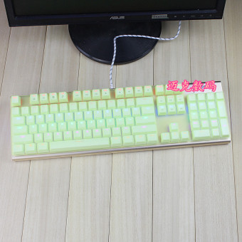 Gambar Nol mekanik keyboard desktop yang film pelindung penutup debu set m