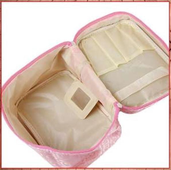 Detail produk dari Tas Dompet Kosmetik / Make Up Dan Perlengkapan Mandi / Cosmetic Bag Organizer