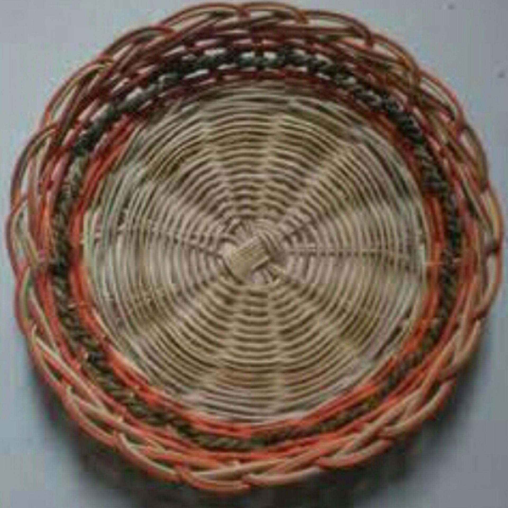 Radhe Piring Rotan Anyaman - D=24cm - 6pcs
