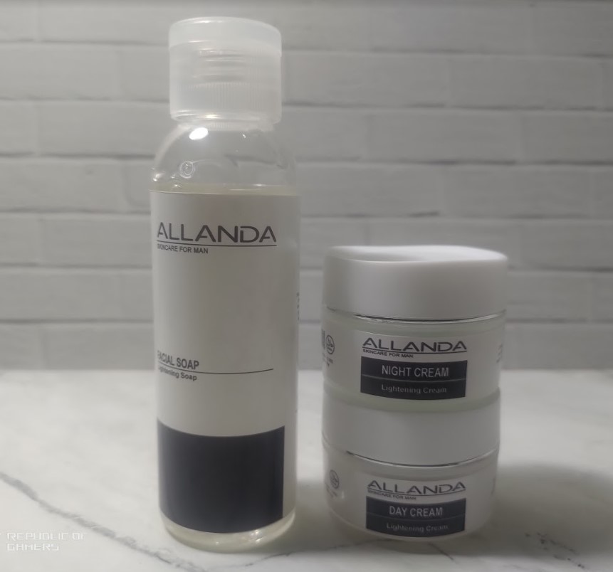 Terlaris Paket Cream Pemutih Wajah Men Pria Allanda Skin Care For Man 3in1 Bpom Cream Penghilang Bekas Jerawat Krim Pemutih Wajah Pria Masker Pemutih Wajah Pria Sabun Pemutih Dan Anti Jerawat Wajah
