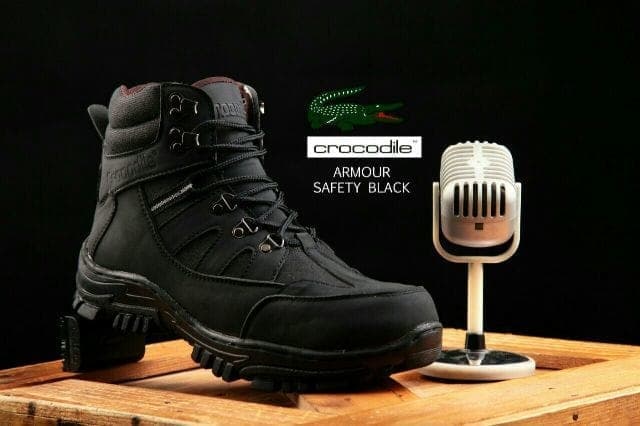 sepatu boot safety crocodile