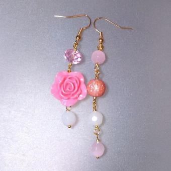 Gambar Anting rose   unmatch earrings