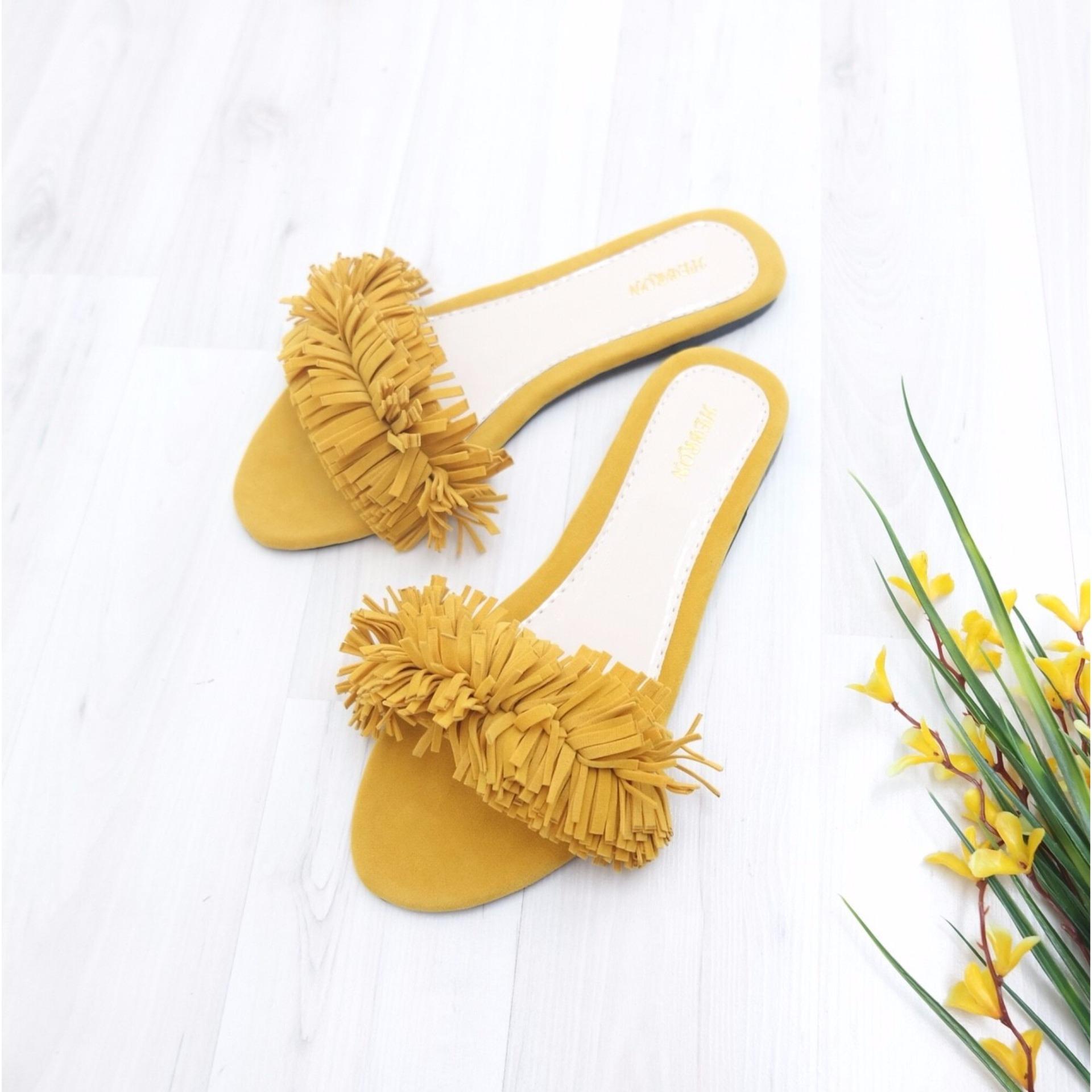 Bebbishoes-Flare Rumbai Sandal-Yellow