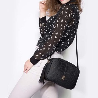 Fashion Tas Bahu Selempang Wanita Kulit PU Berumbai + Dompet Kecil Berlubang Daun (Khaki + Cokelat Kehitaman) Pebruari 2019 - 3 Fashion tas bahu selempang wanita kulit PU berumbai + dompet kecil berlubang daun (Khaki + cokelat kehitaman) - 3
