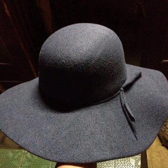 Gambar Floppy Hat Topi Pantai Warna Hitam