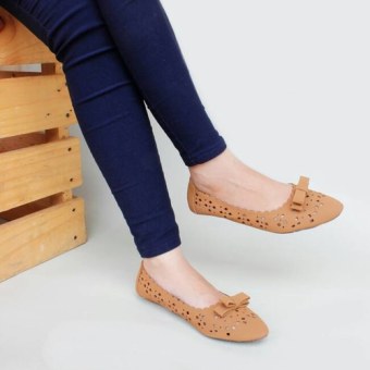 Pluvia - Gratica Sepatu Flat Shoes Wanita Laser AM49 - Tan