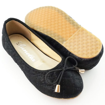 flat shoes hitam branded