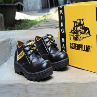 Gambar Sepatu Low Safety Boots Caterpillar Licin