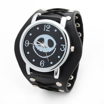 Fashion Trend DragonPad Unisex Punk Rock Fashion Skeleton Pirate Skull Rivet Quartz Wrist Watch Leather Strap Bracelet - intl  