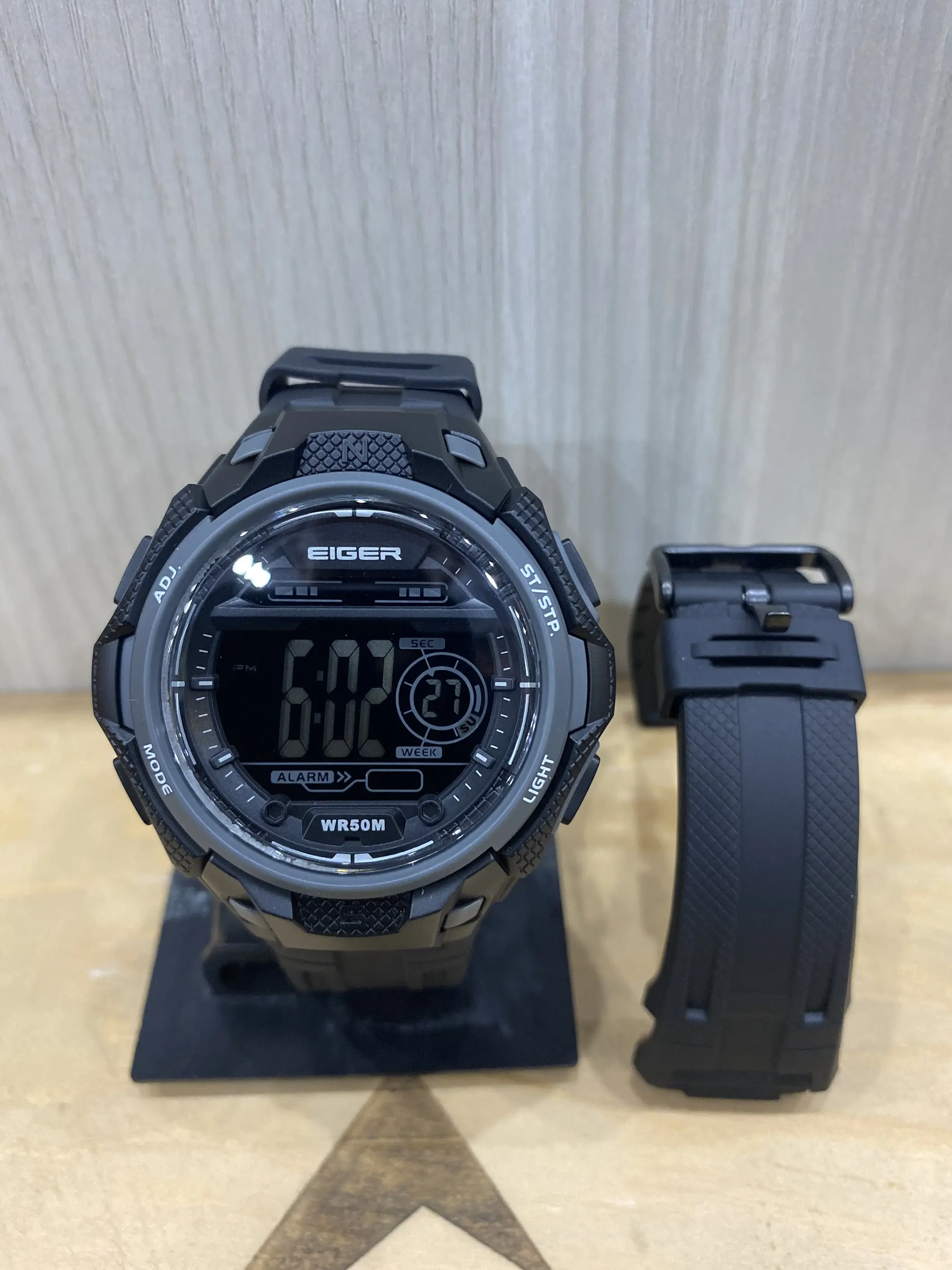 eiger digital watch